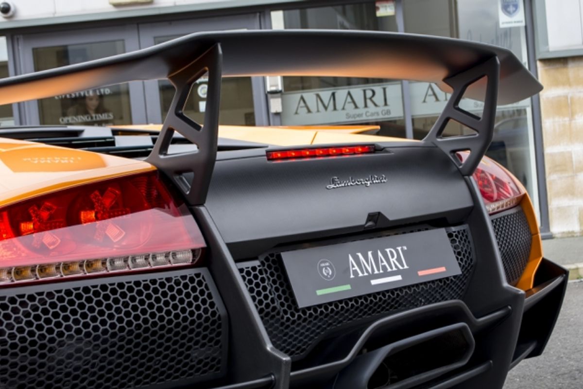 LAMBORGHINI Murcielago LP670-4 SV Superveloce