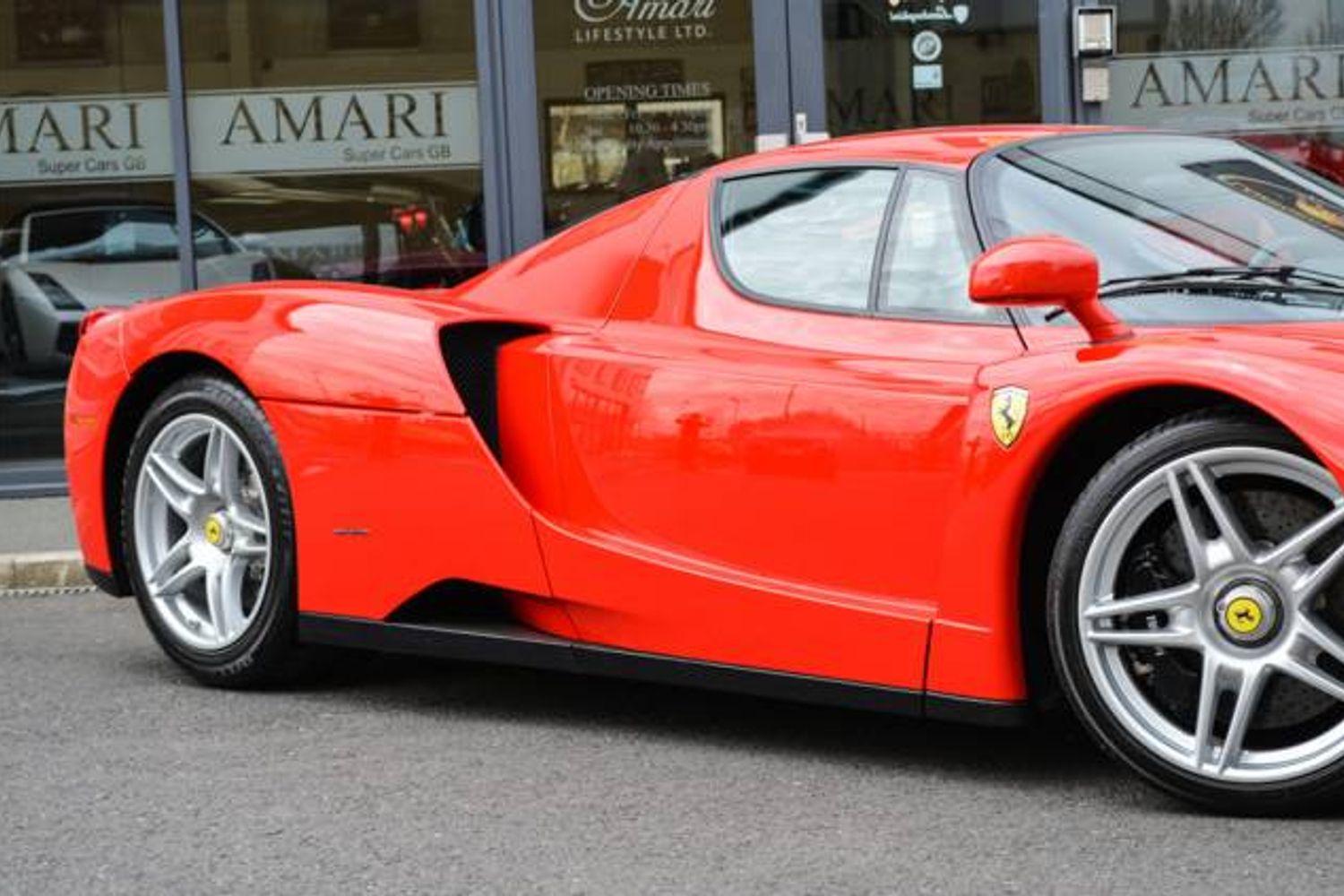 FERRARI Enzo Coupe
