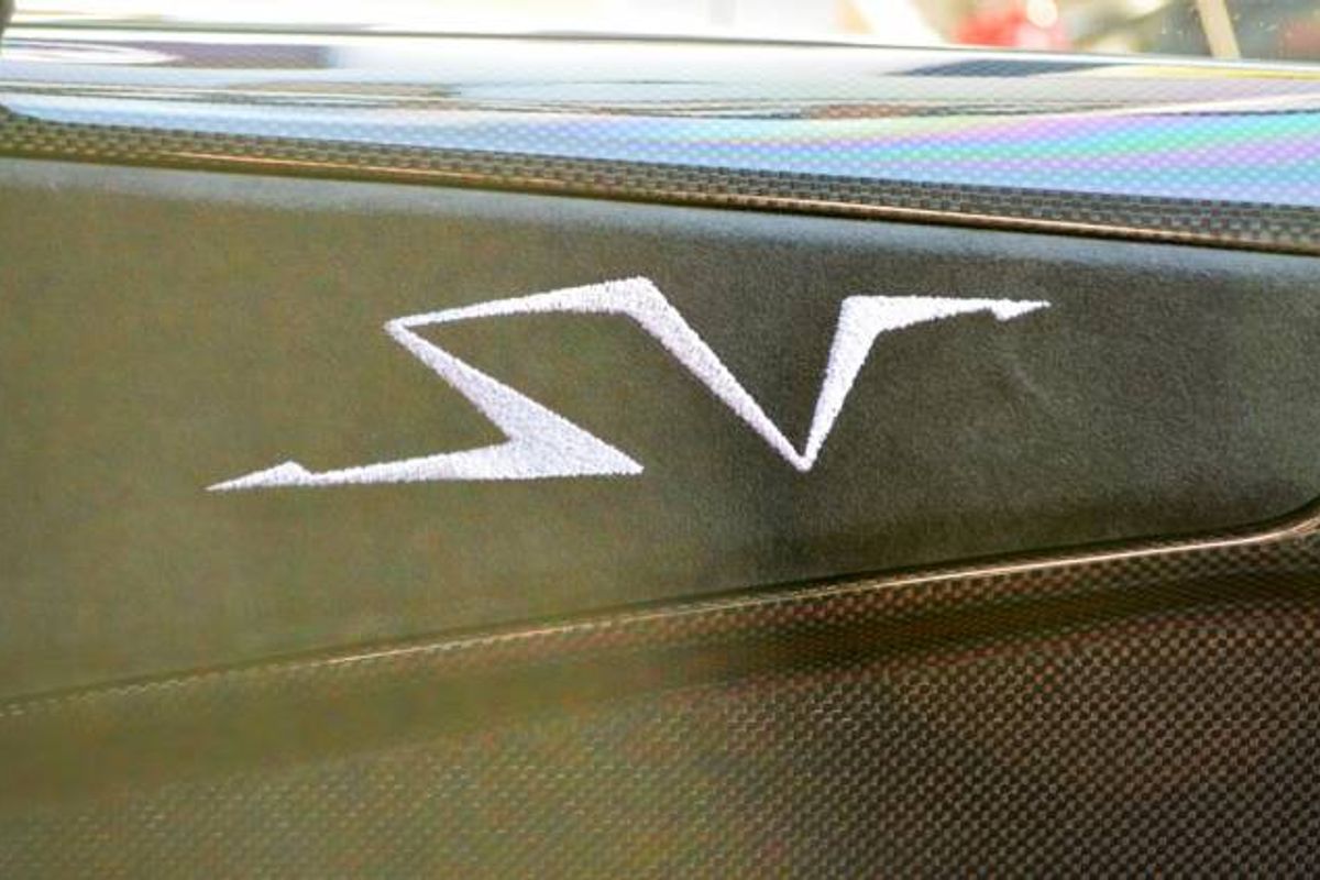 LAMBORGHINI Murcielago LP670-4 SV Superveloce