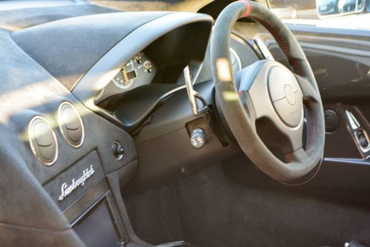 LAMBORGHINI Murcielago LP670-4 SV Superveloce