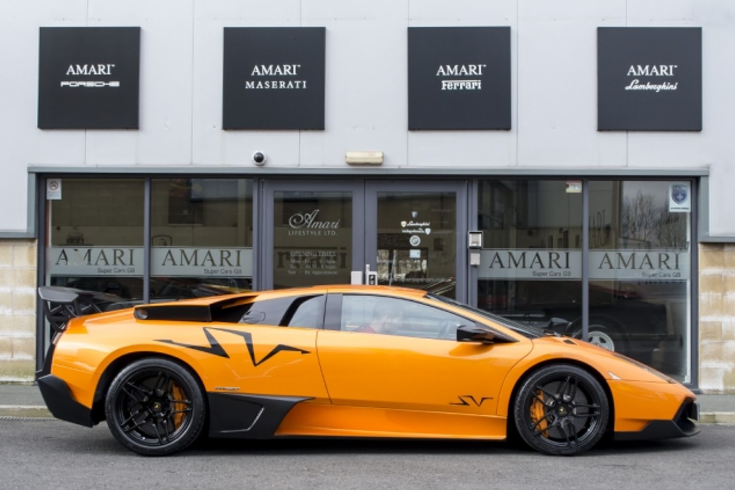 LAMBORGHINI Murcielago LP670-4 SV Superveloce