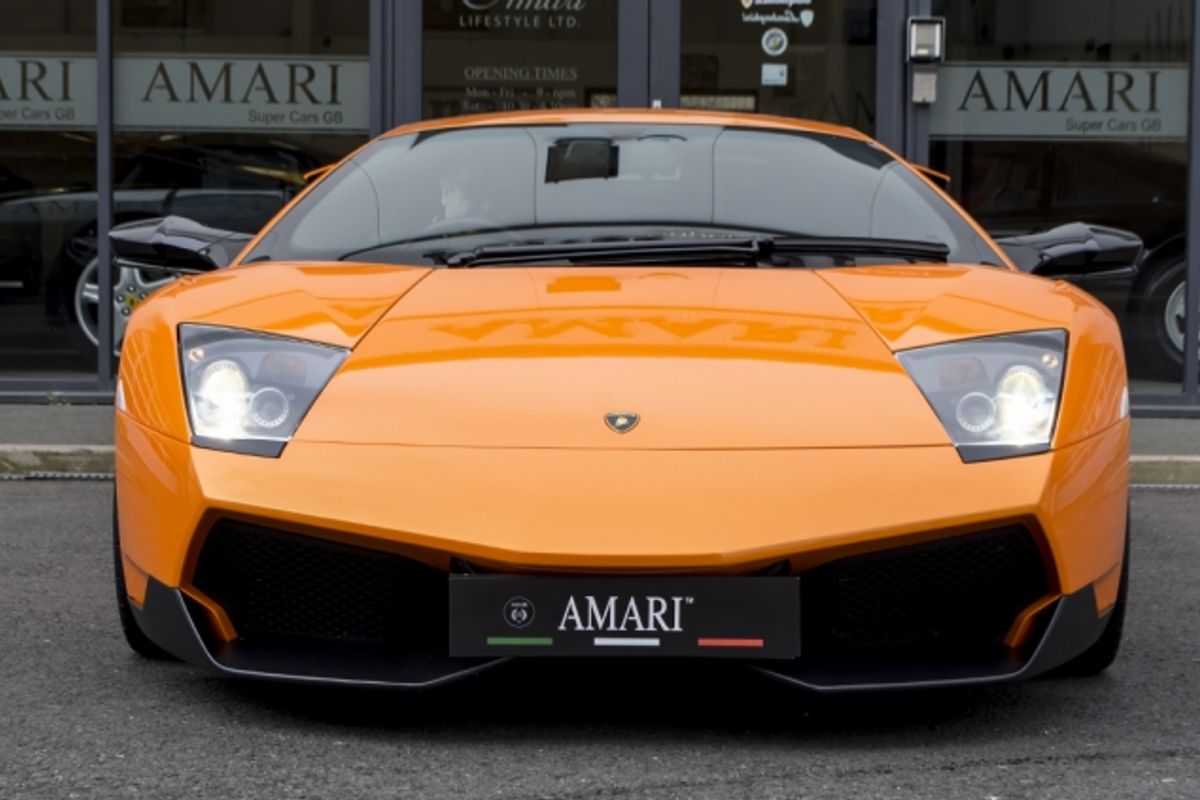 LAMBORGHINI Murcielago LP670-4 SV Superveloce