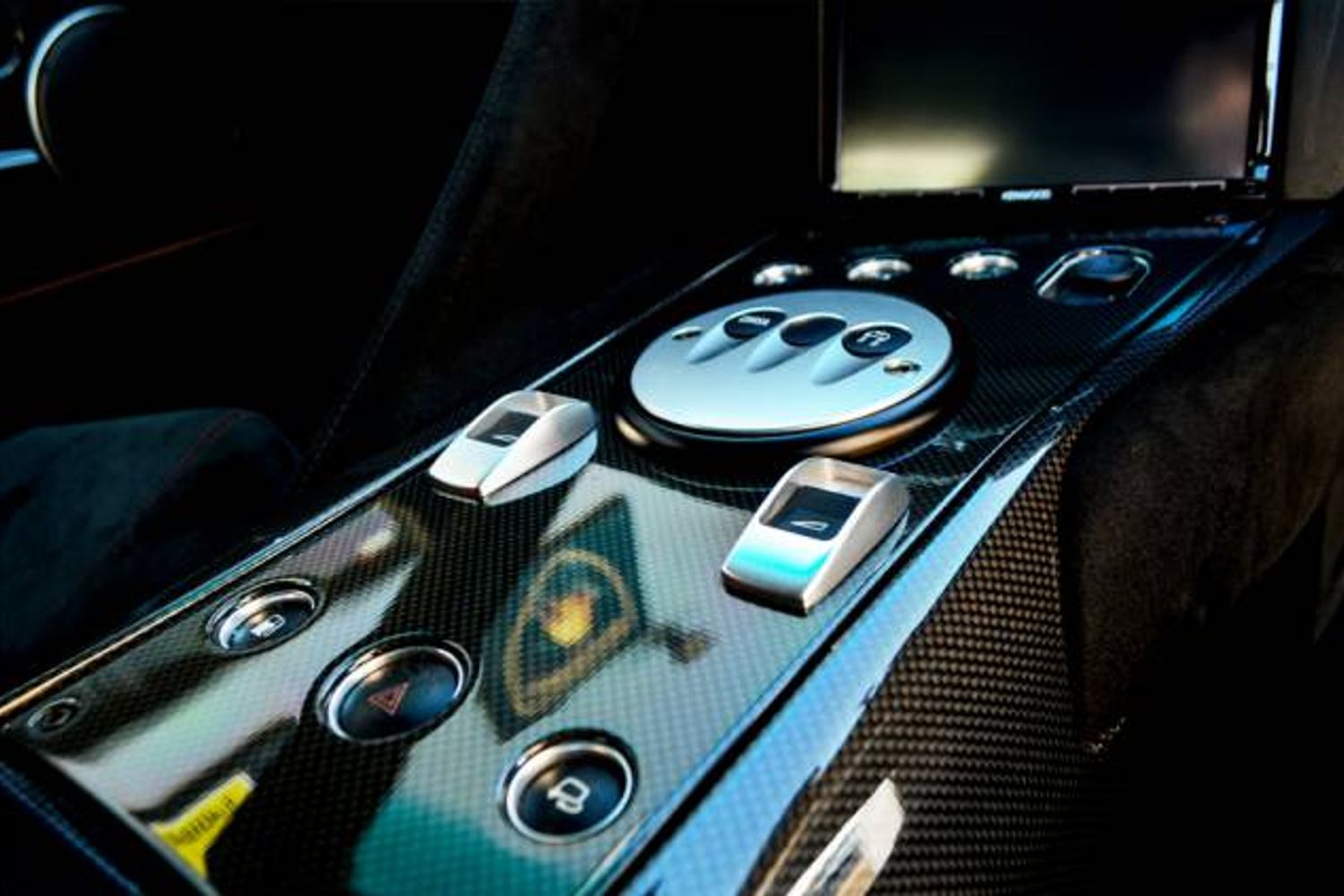 LAMBORGHINI Murcielago LP670-4 SV Superveloce
