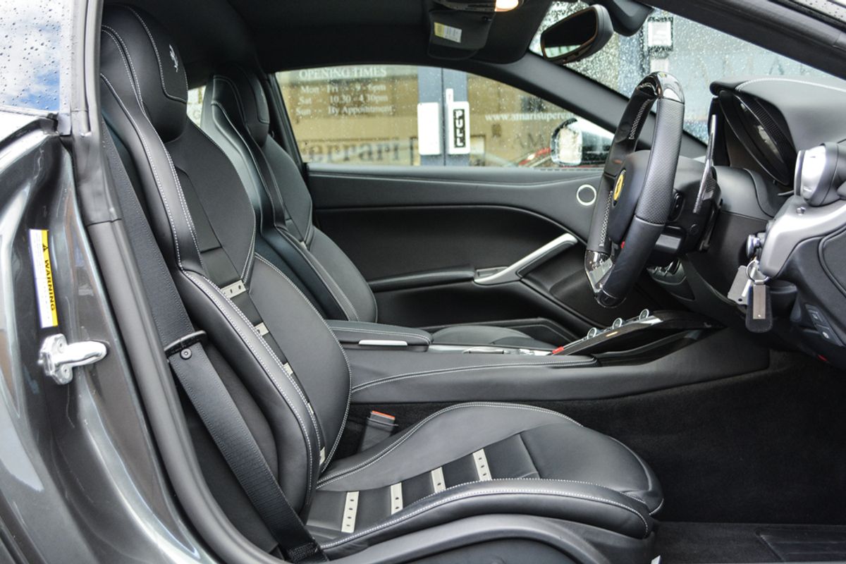 FERRARI F12 BERLINETTA COUPE 2dr Auto