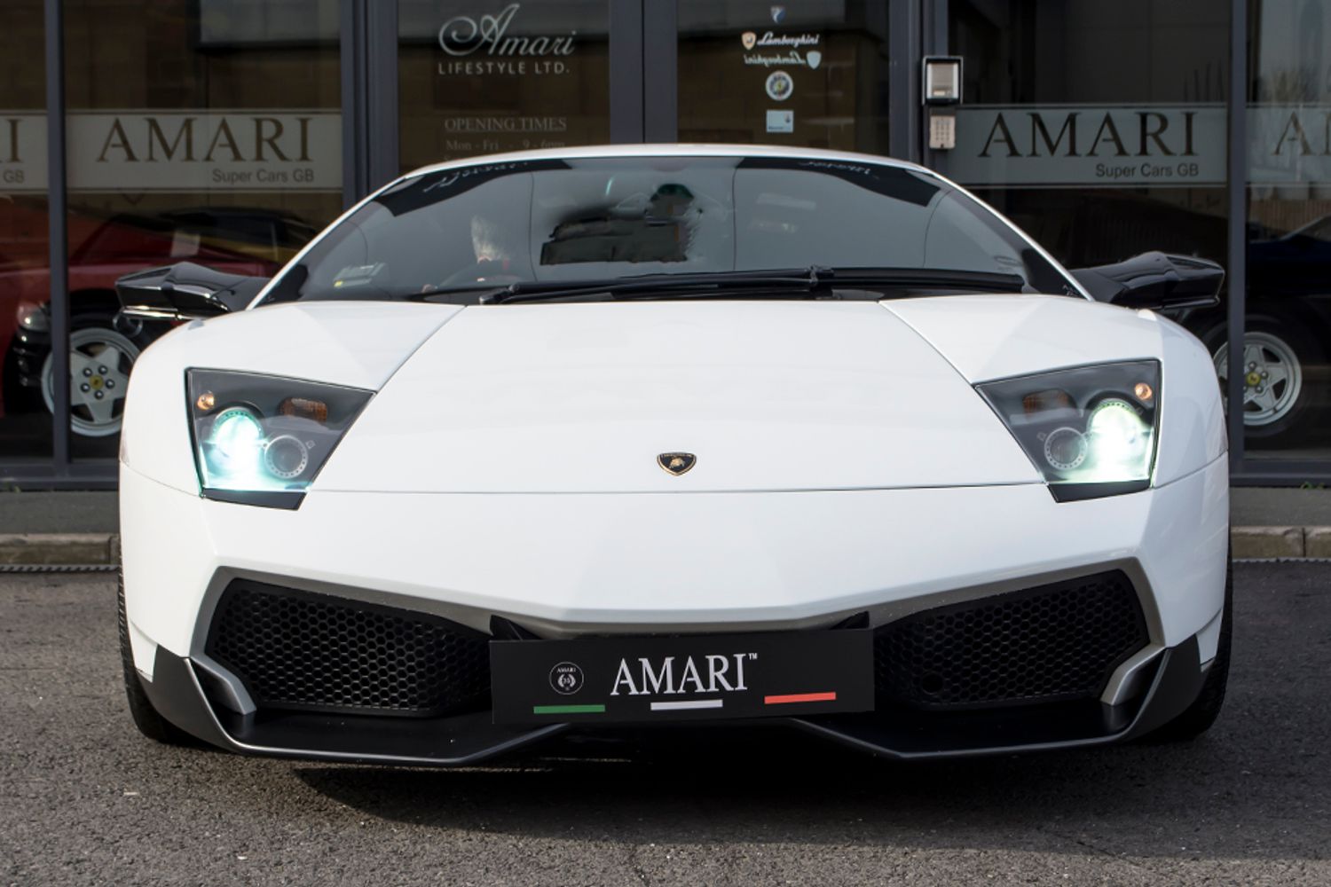 LAMBORGHINI Murcielago LP670-4 SV Superveloce