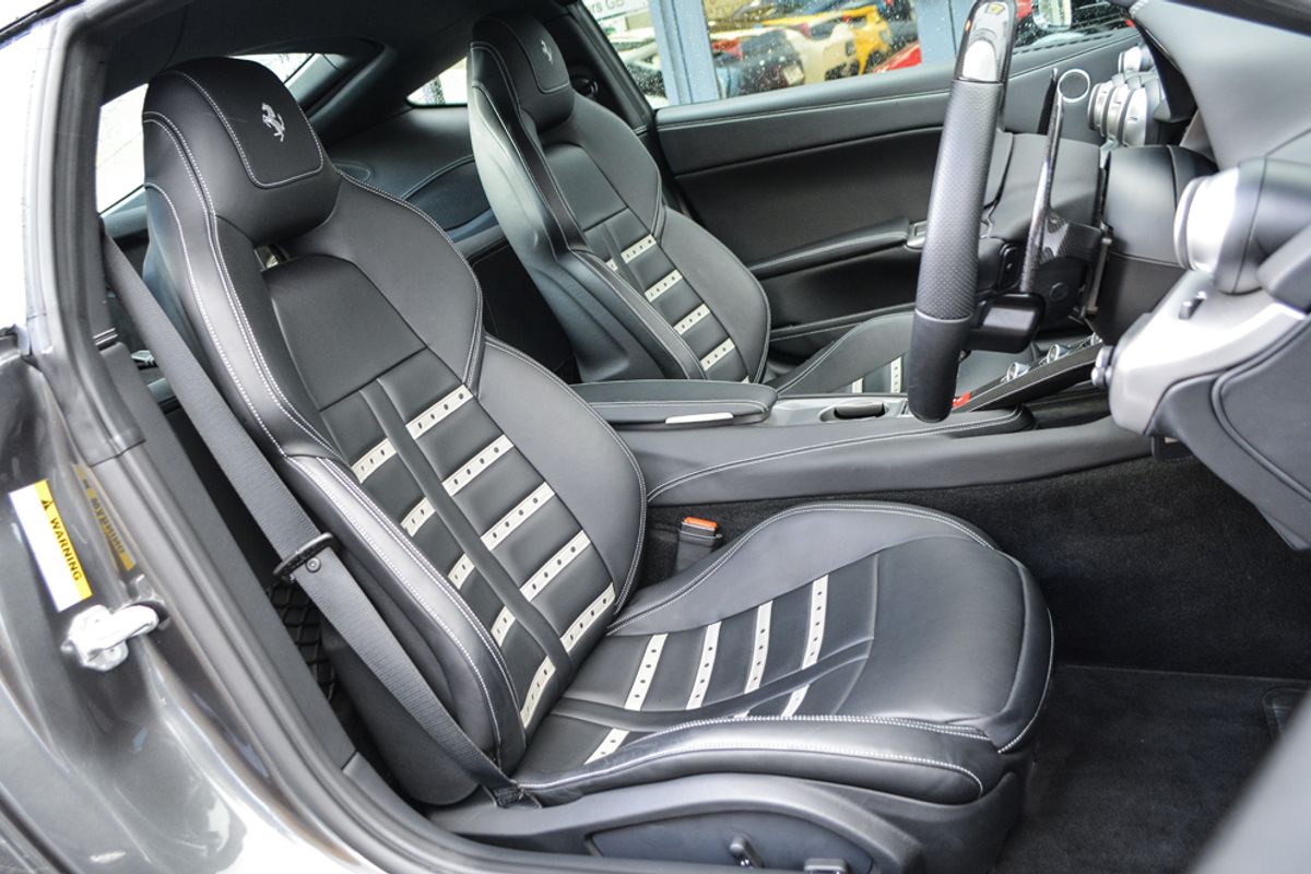 FERRARI F12 BERLINETTA COUPE 2dr Auto