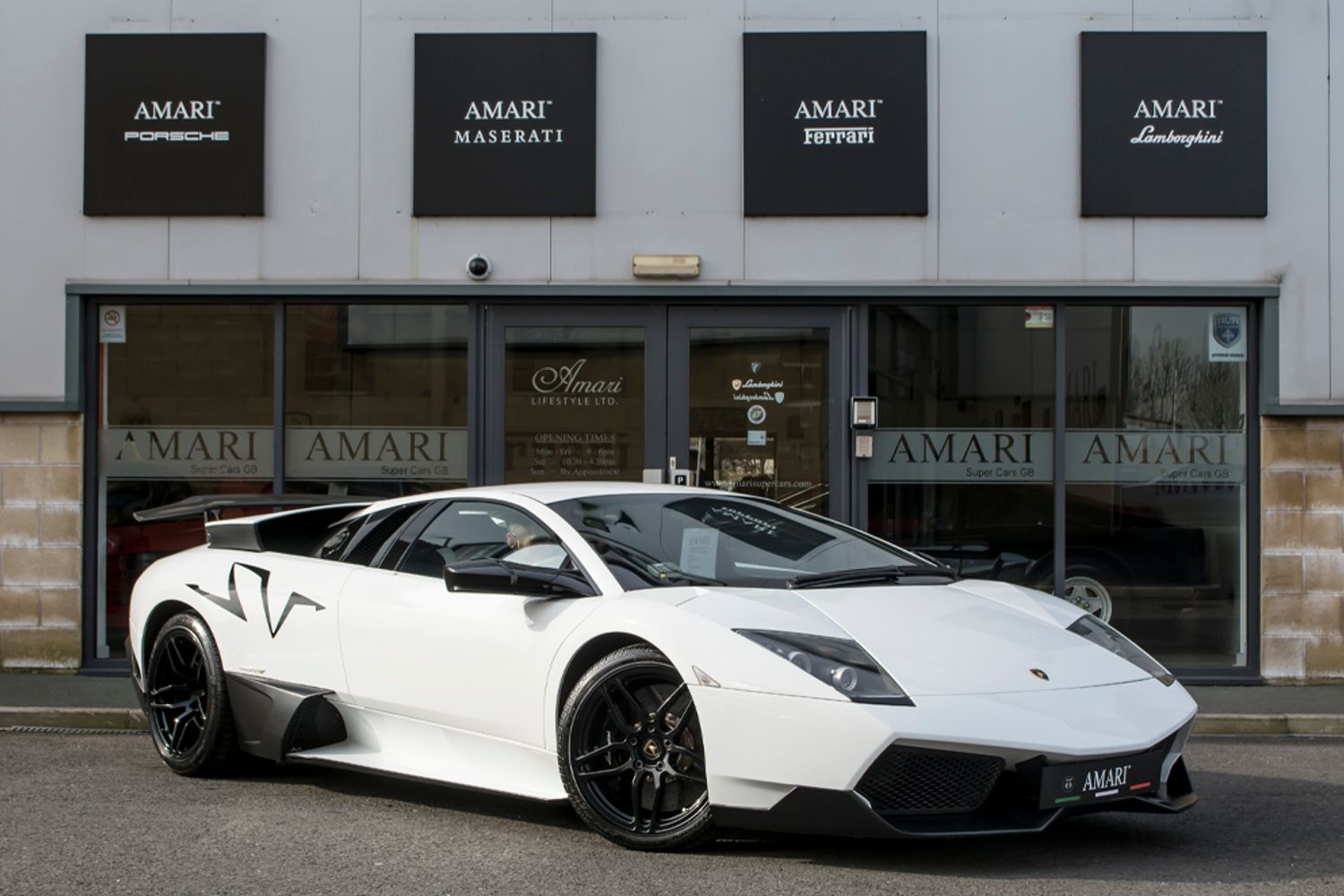 LAMBORGHINI Murcielago LP670-4 SV Superveloce