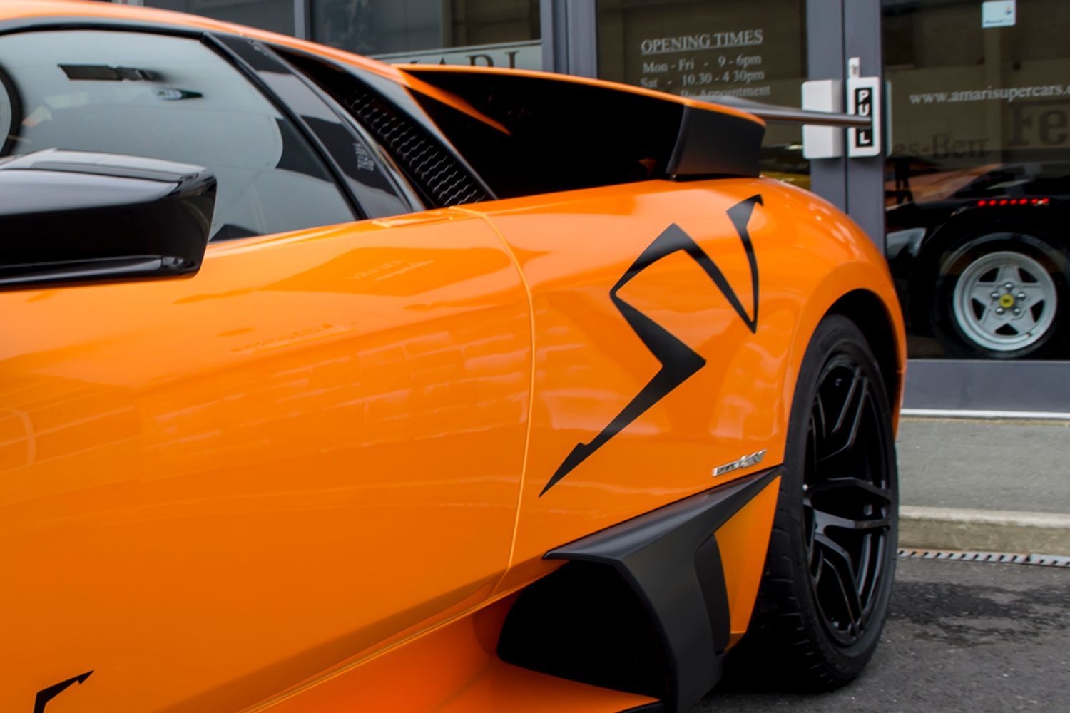 LAMBORGHINI Murcielago LP670-4 SV Superveloce
