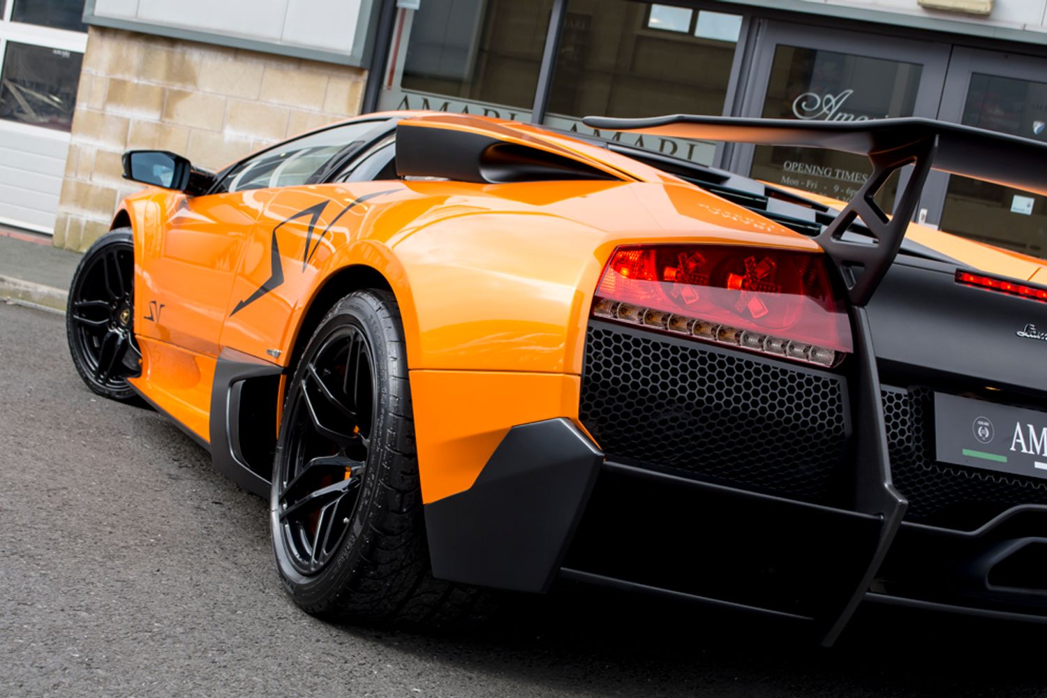 LAMBORGHINI Murcielago LP670-4 SV Superveloce