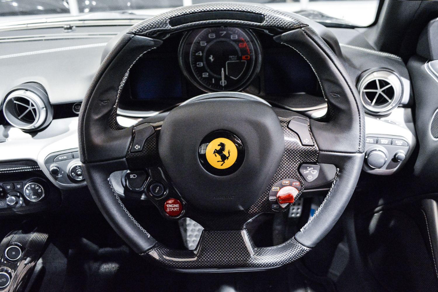 FERRARI F12 BERLINETTA COUPE 2dr Auto