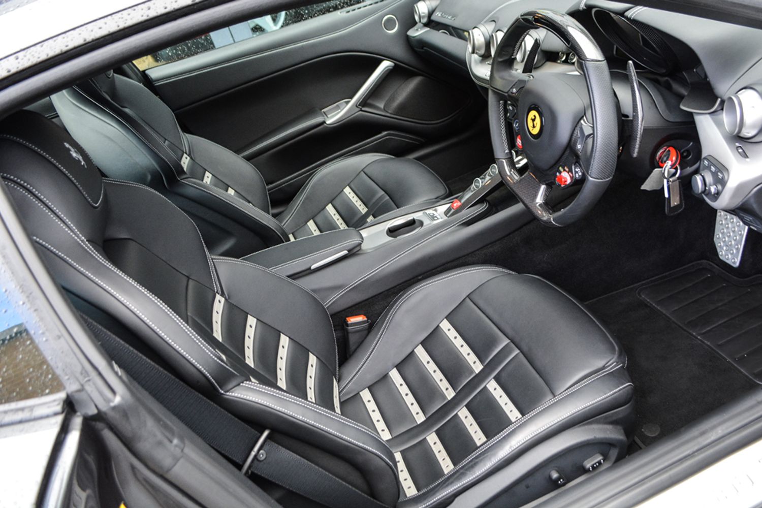 FERRARI F12 BERLINETTA COUPE 2dr Auto