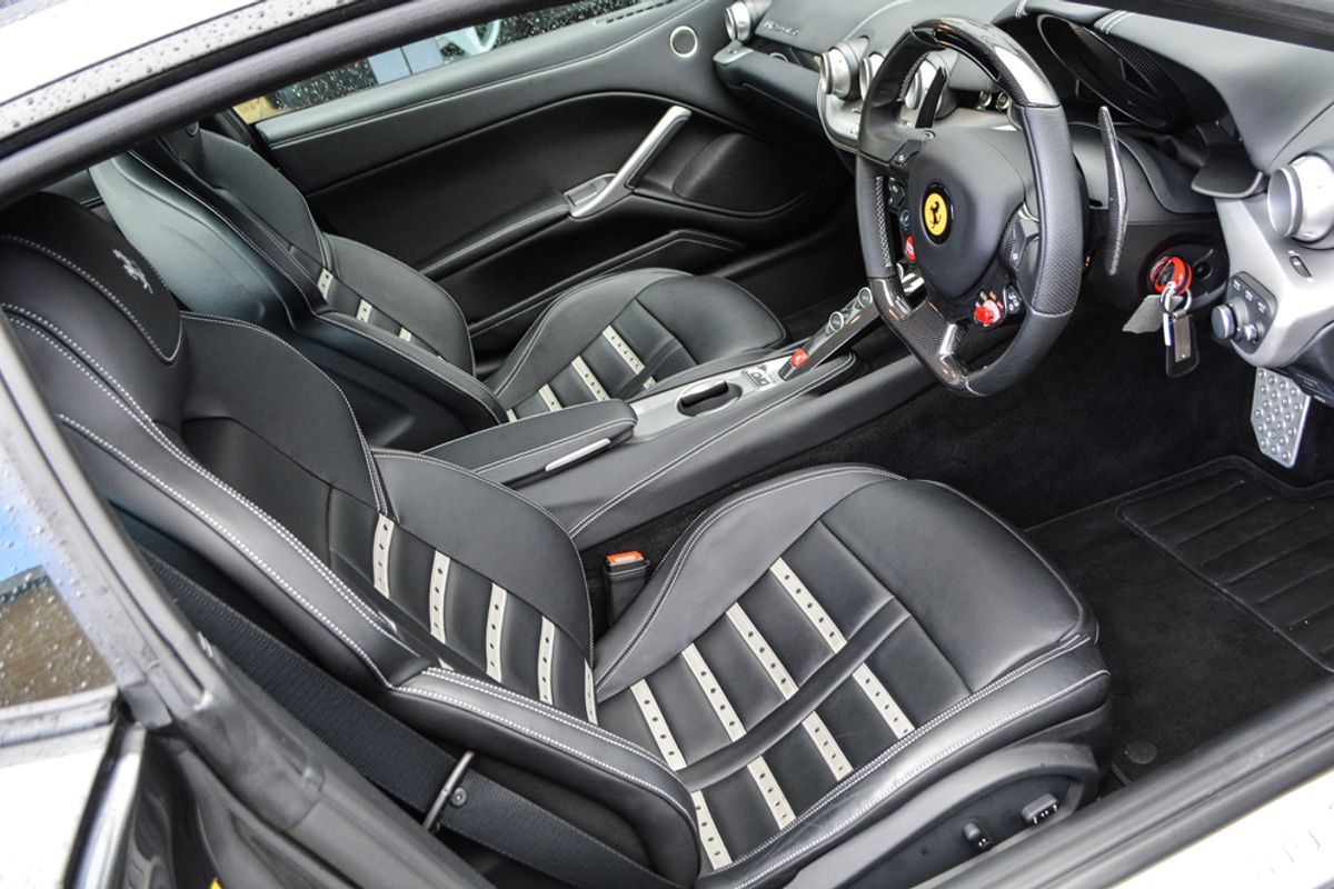 FERRARI F12 BERLINETTA COUPE 2dr Auto