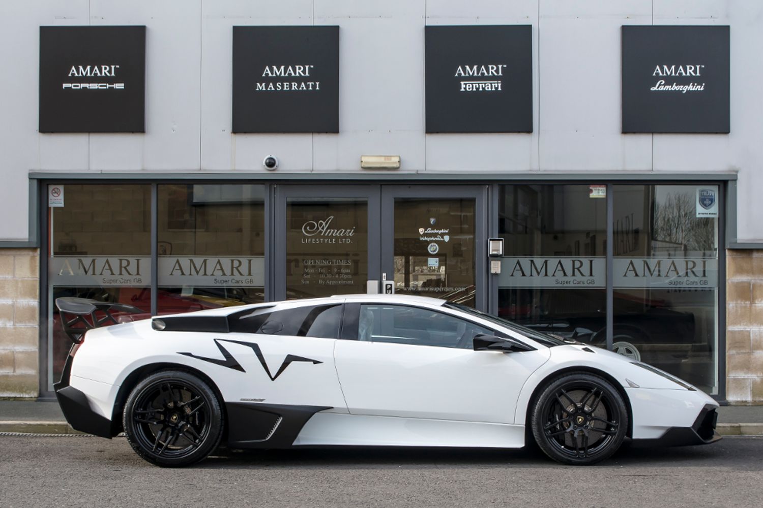 LAMBORGHINI Murcielago LP670-4 SV Superveloce