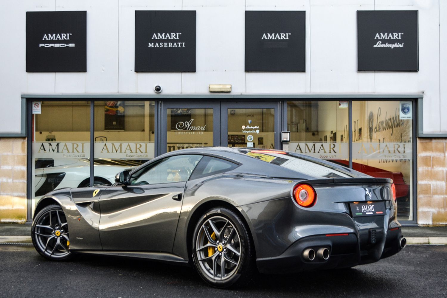 FERRARI F12 BERLINETTA COUPE 2dr Auto