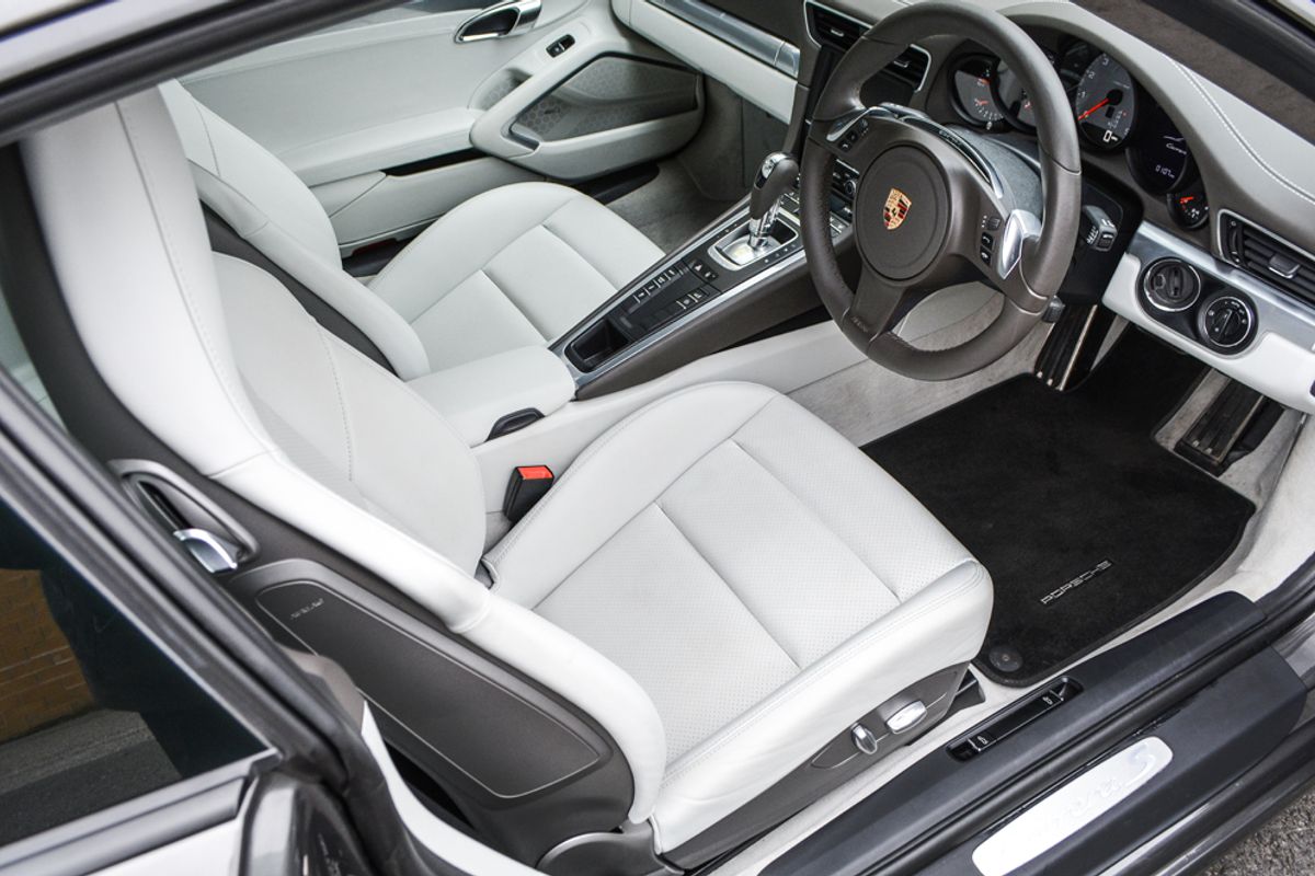 PORSCHE 911 [991] CARRERA COUPE S PDK