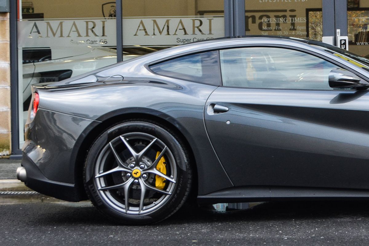 FERRARI F12 BERLINETTA COUPE 2dr Auto