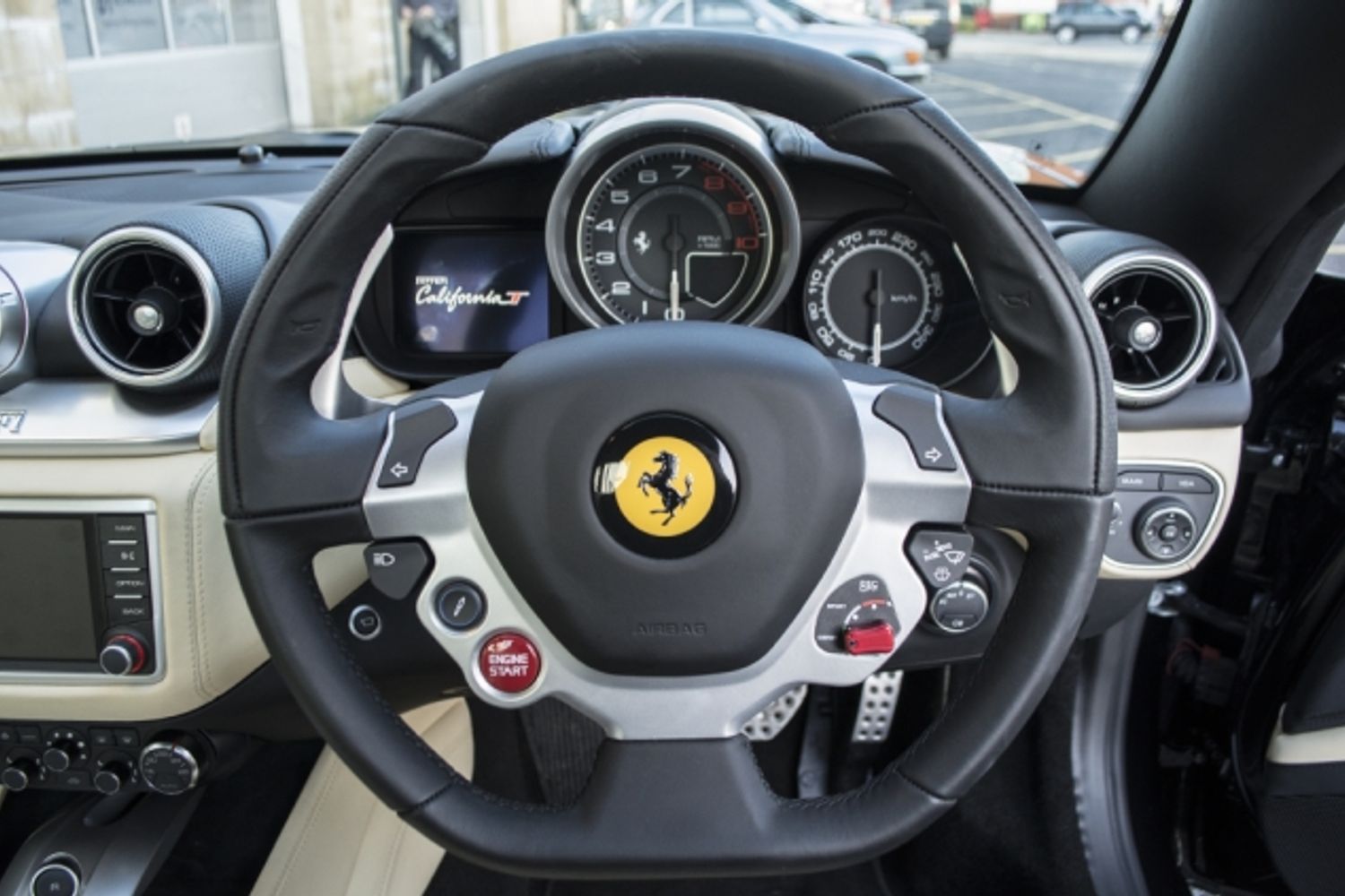 FERRARI CALIFORNIA CONVERTIBLE T Auto [HELE]