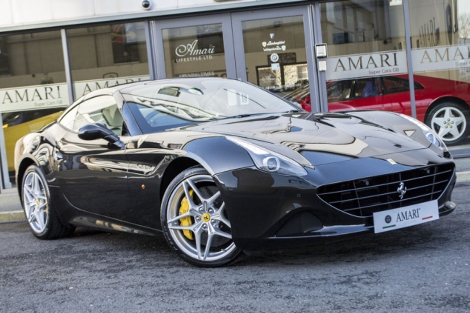 FERRARI CALIFORNIA CONVERTIBLE T Auto [HELE]