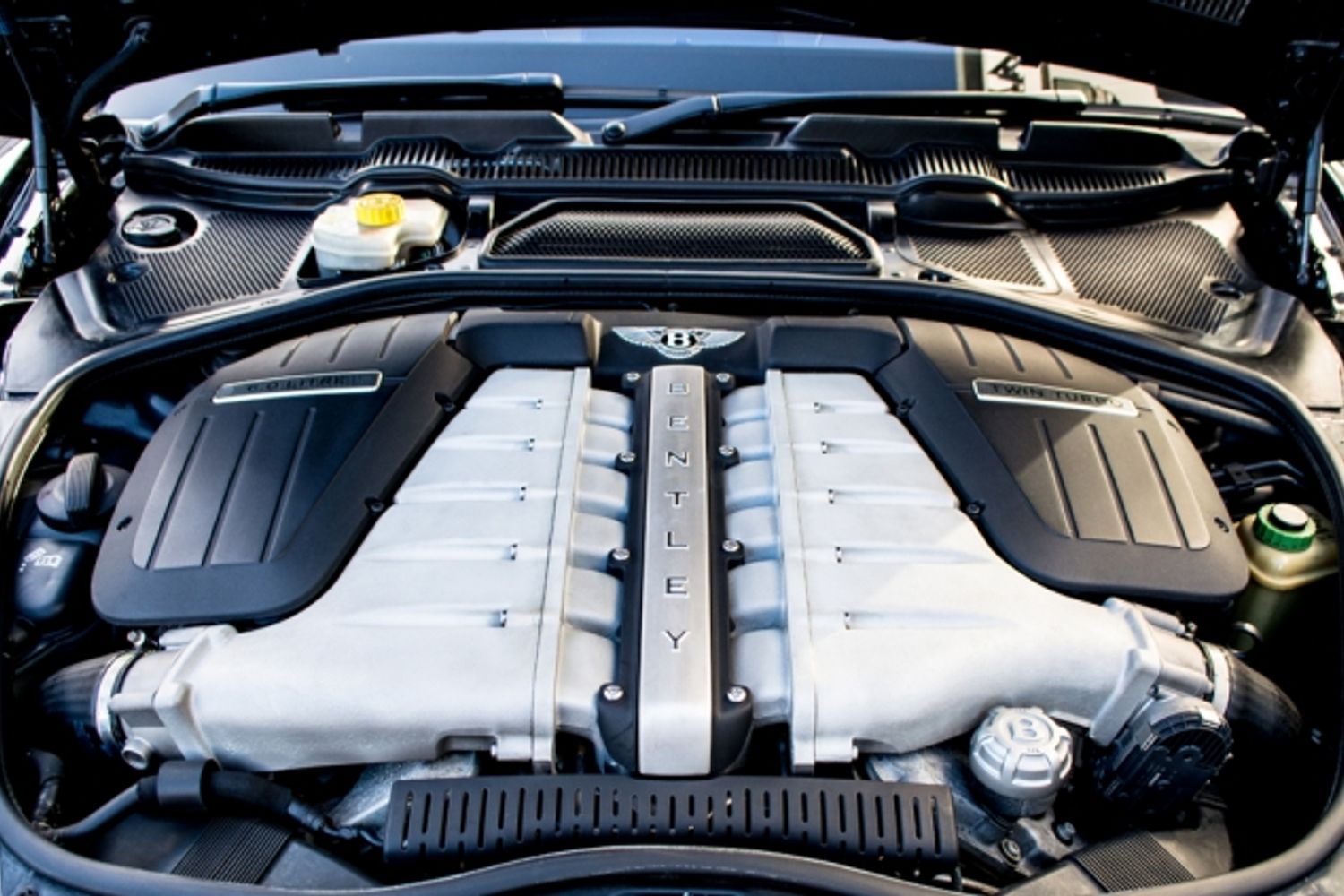 BENTLEY CONTINENTAL GTC CONVERTIBLE 6.0 W12 Auto