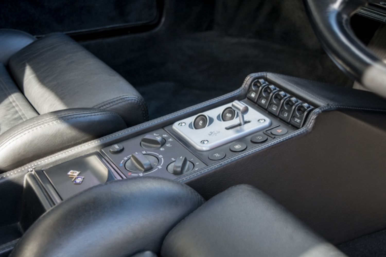FERRARI F355 COUPE Berlinetta