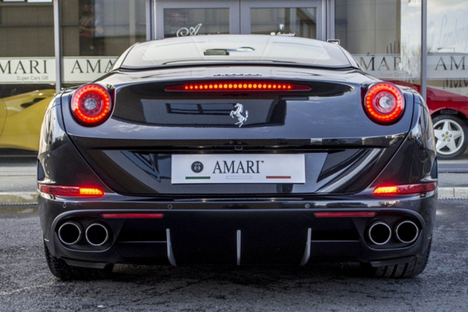 FERRARI CALIFORNIA CONVERTIBLE T Auto [HELE]