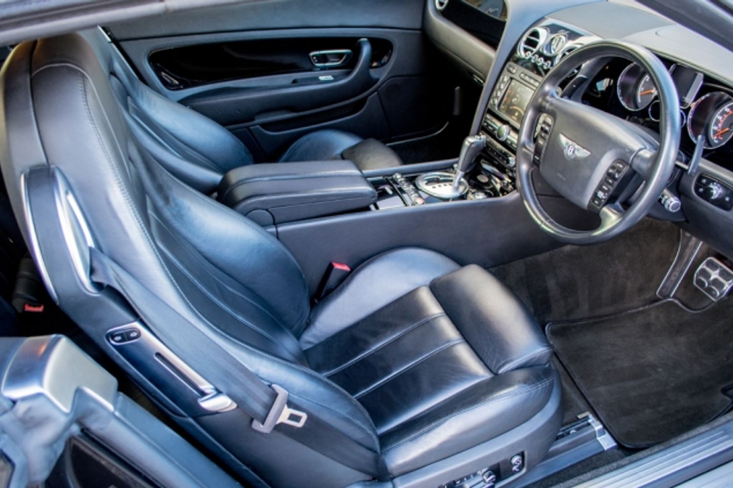 BENTLEY CONTINENTAL GTC CONVERTIBLE 6.0 W12 Auto