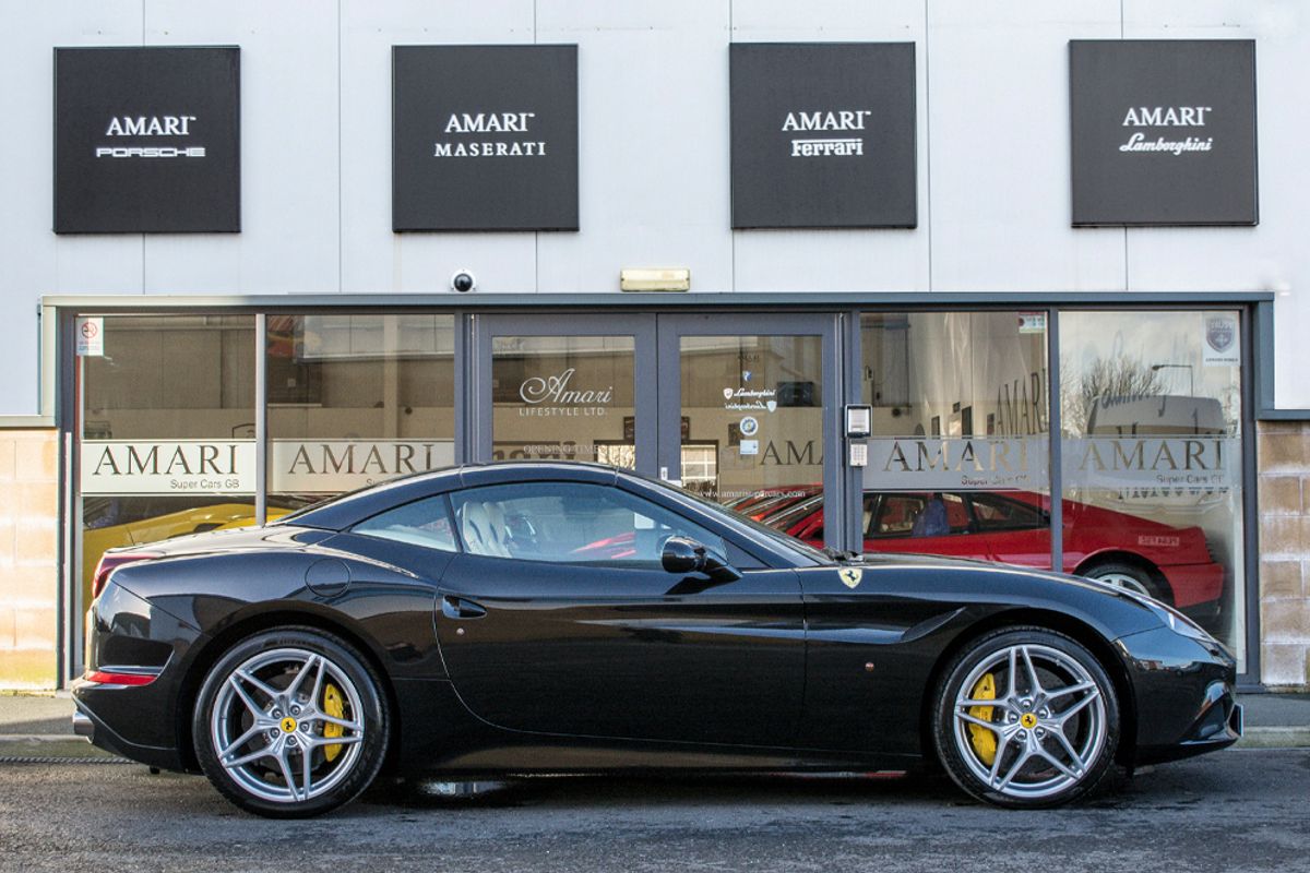 FERRARI CALIFORNIA CONVERTIBLE T Auto [HELE]