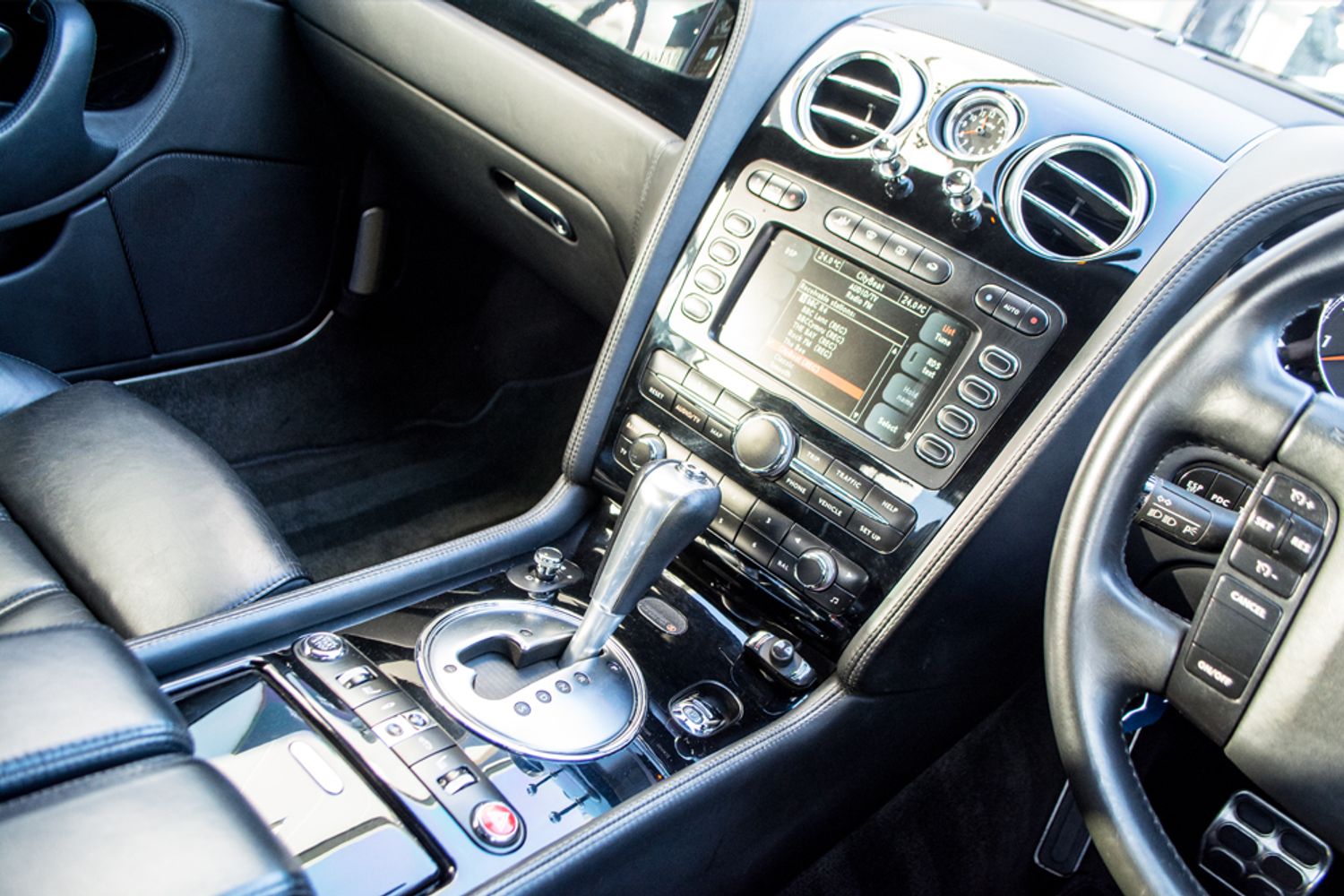 BENTLEY CONTINENTAL GTC CONVERTIBLE 6.0 W12 Auto