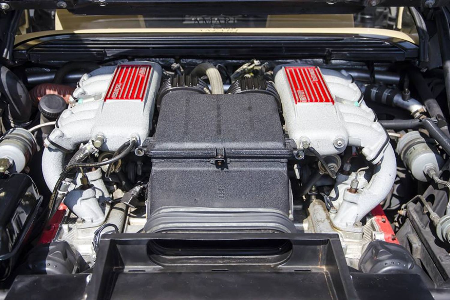 FERRARI TESTAROSSA COUPE 2dr
