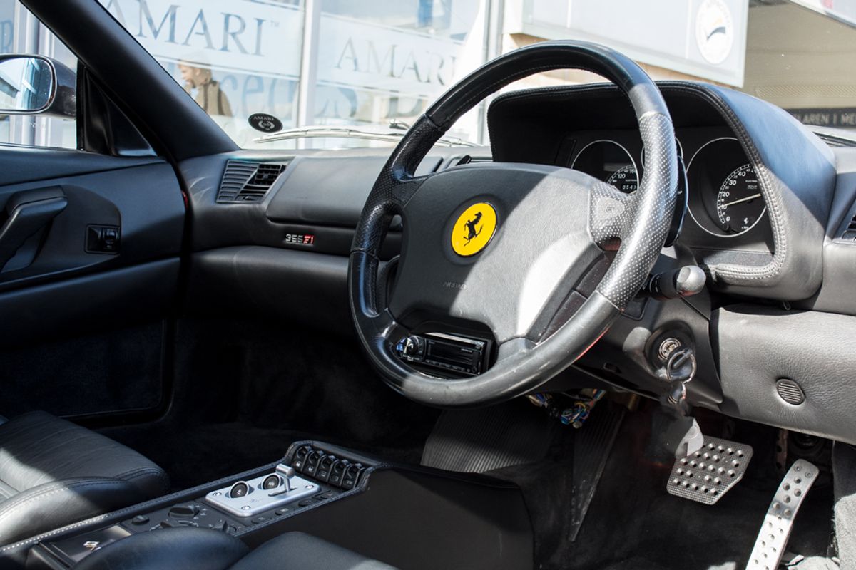 FERRARI F355 COUPE Berlinetta