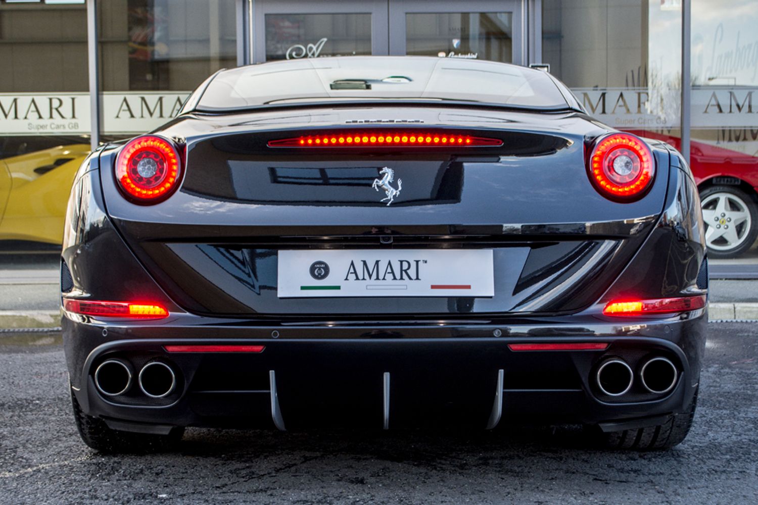FERRARI CALIFORNIA CONVERTIBLE T Auto [HELE]