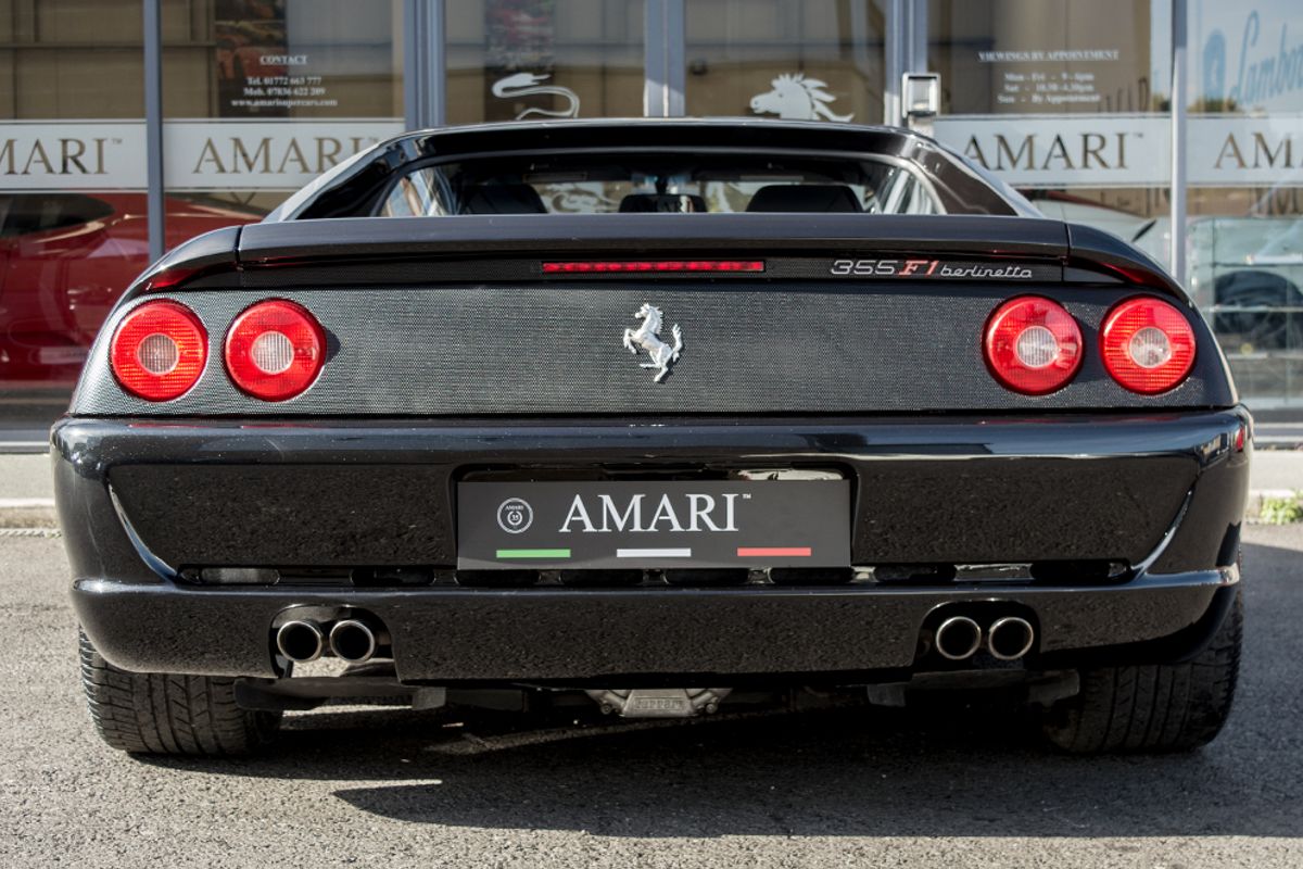 FERRARI F355 COUPE Berlinetta