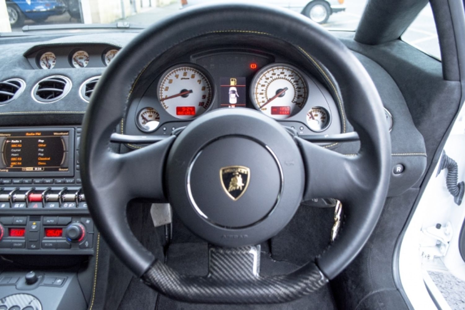 LAMBORGHINI LP570-4 Gallardo Spyder Performante E-Gear