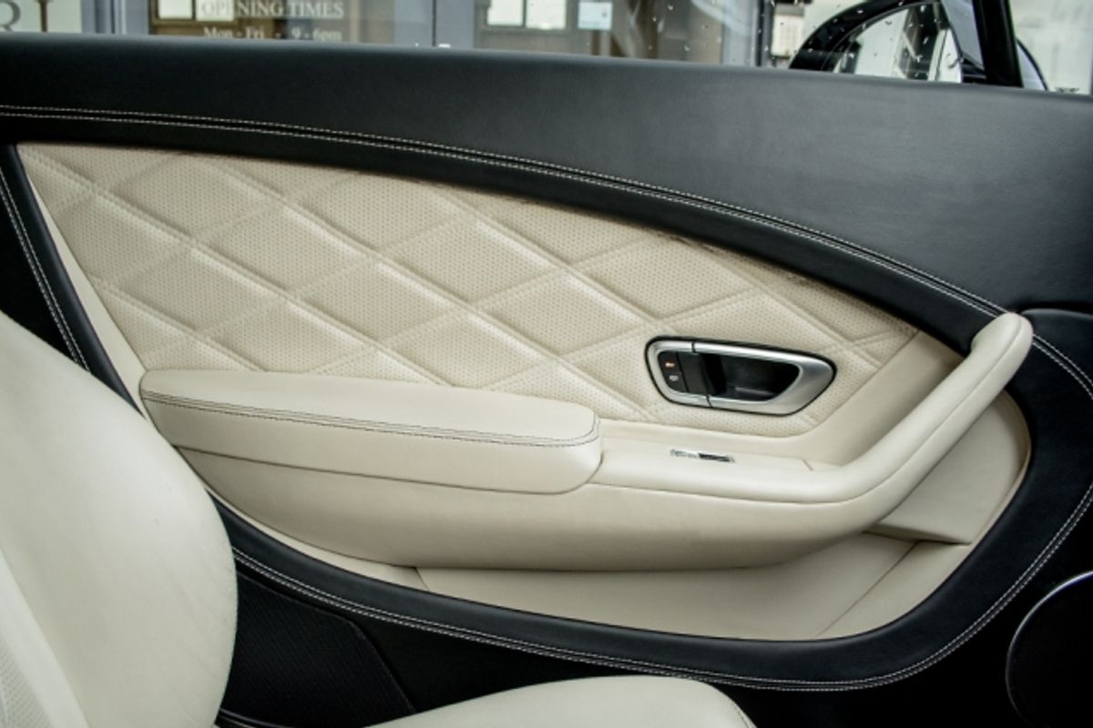 BENTLEY CONTINENTAL GT COUPE 6.0 W12 [E85] Mulliner Driving Spec Auto