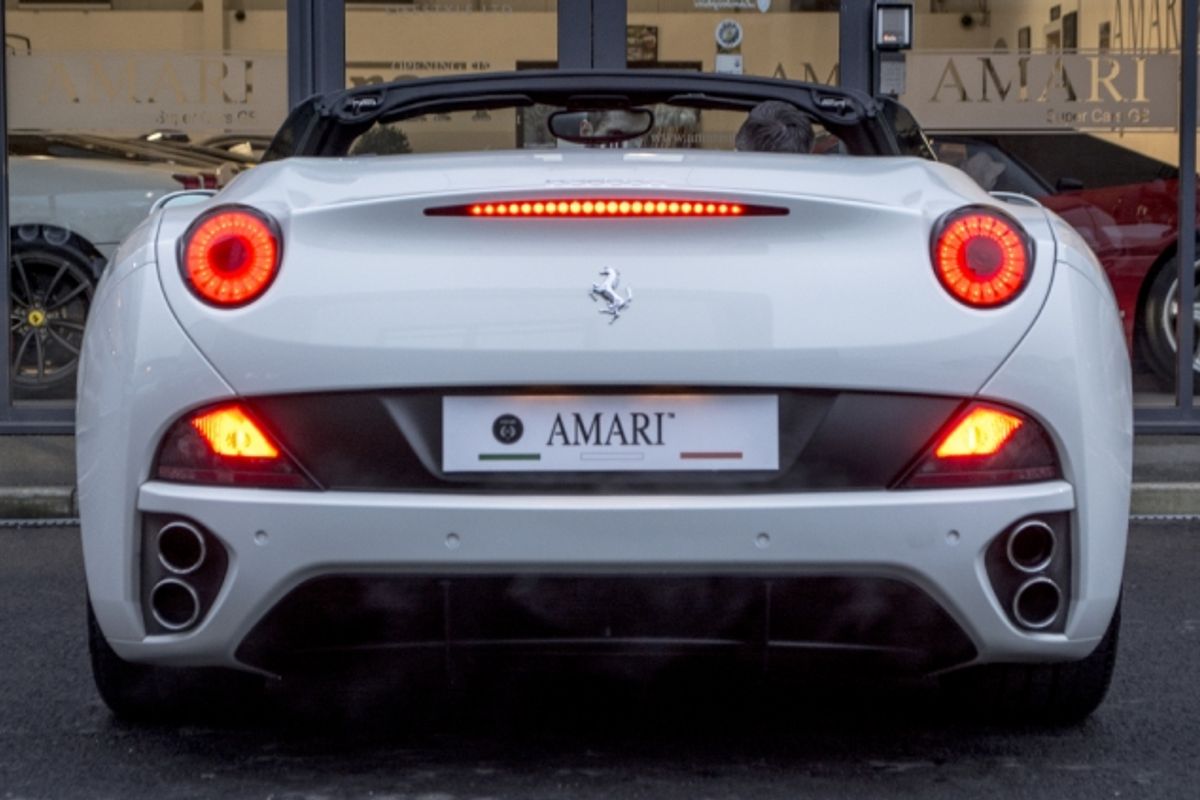 FERRARI CALIFORNIA CONVERTIBLE 2+ F1