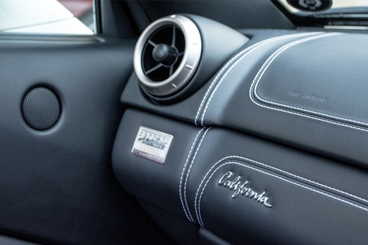 FERRARI CALIFORNIA CONVERTIBLE 2+ F1