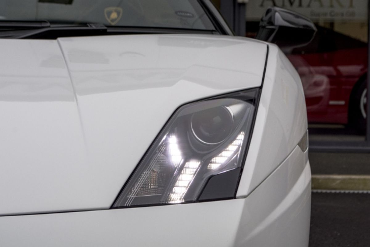 LAMBORGHINI LP570-4 Gallardo Spyder Performante E-Gear