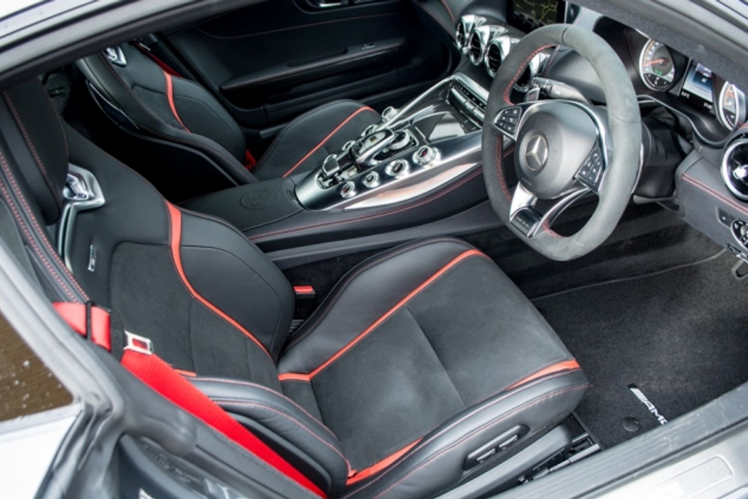 MERCEDES-BENZ AMG GT COUPE SPECIAL EDITIONS GT S Edition 1 Auto