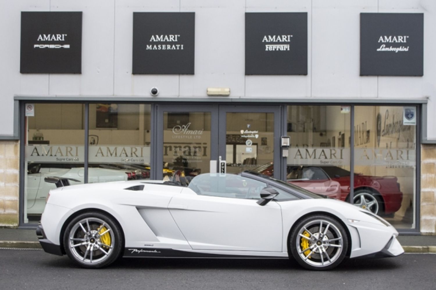 LAMBORGHINI LP570-4 Gallardo Spyder Performante E-Gear