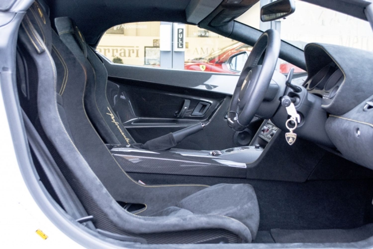 LAMBORGHINI LP570-4 Gallardo Spyder Performante E-Gear