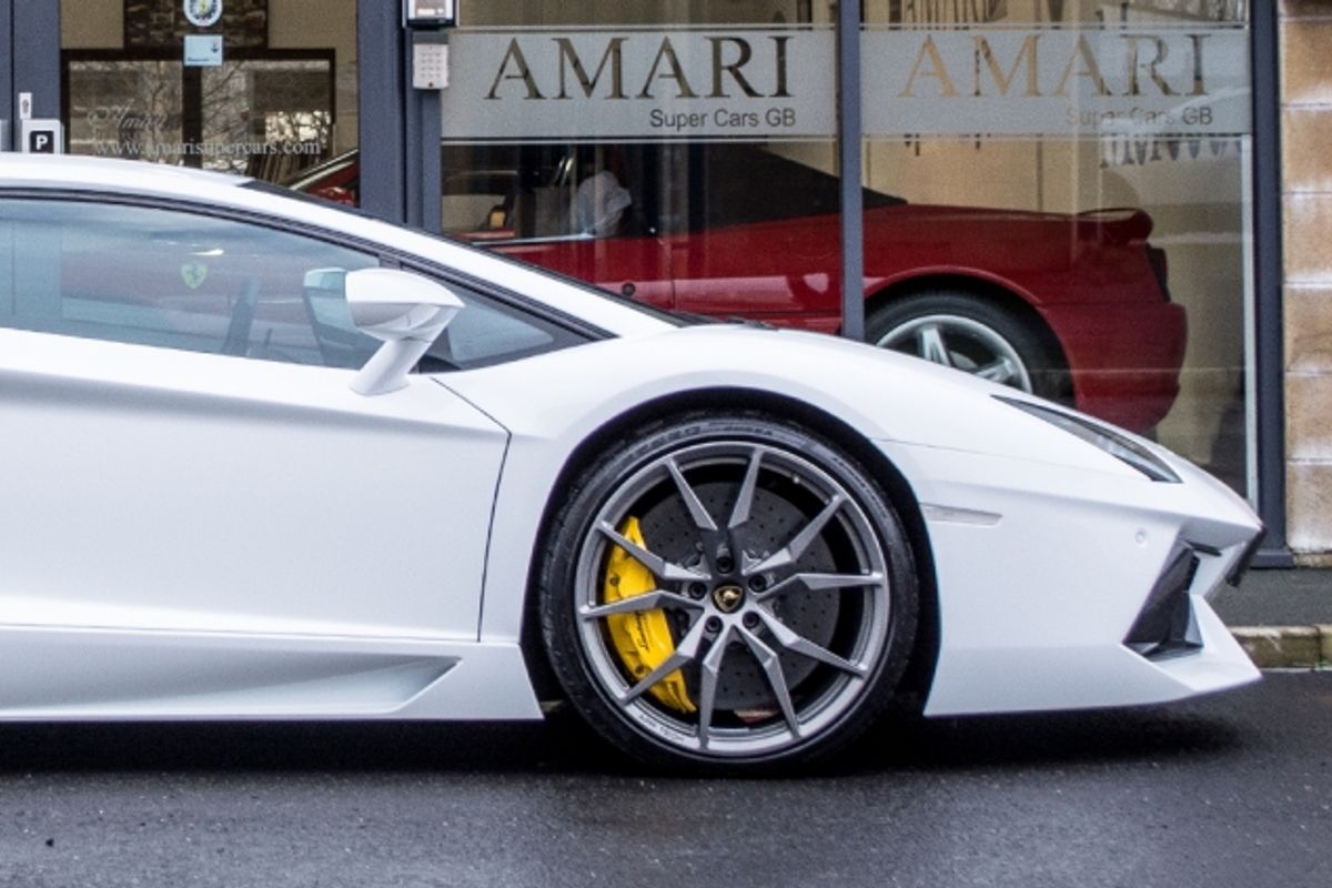 LAMBORGHINI AVENTADOR COUPE LP 700-4 ISR