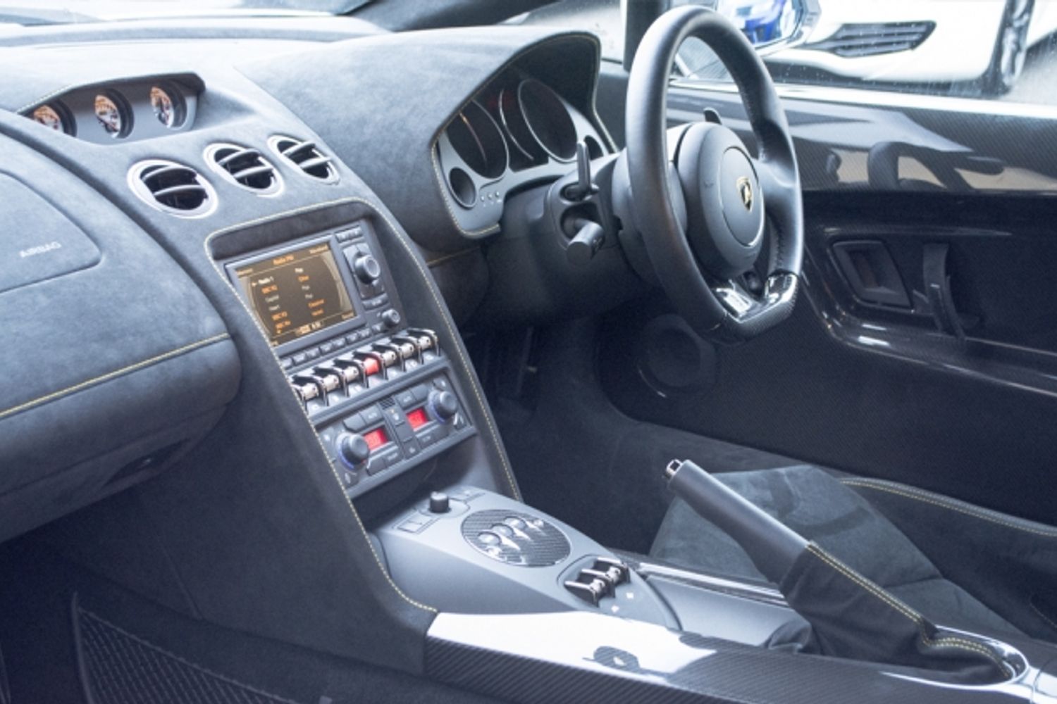 LAMBORGHINI LP570-4 Gallardo Spyder Performante E-Gear
