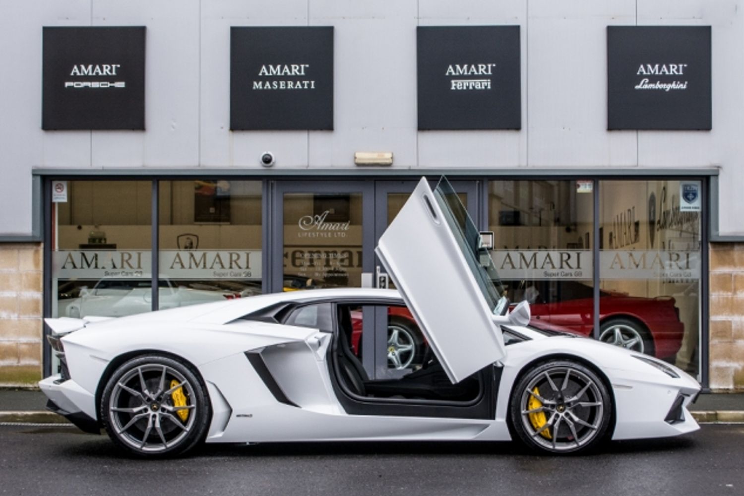 LAMBORGHINI AVENTADOR COUPE LP 700-4 ISR