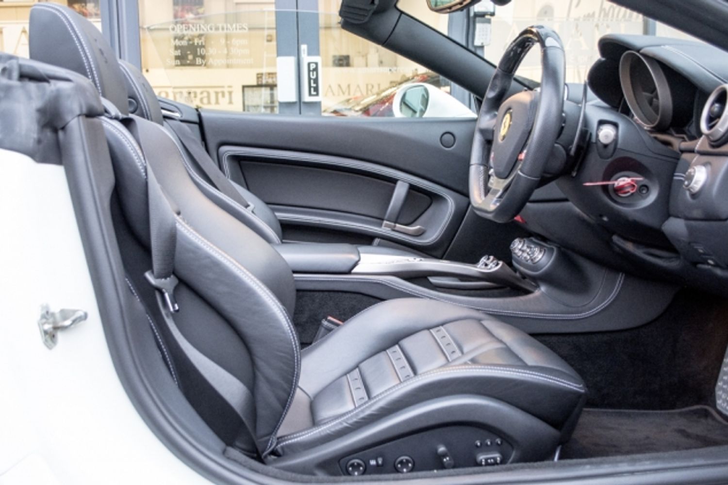 FERRARI CALIFORNIA CONVERTIBLE 2+ F1
