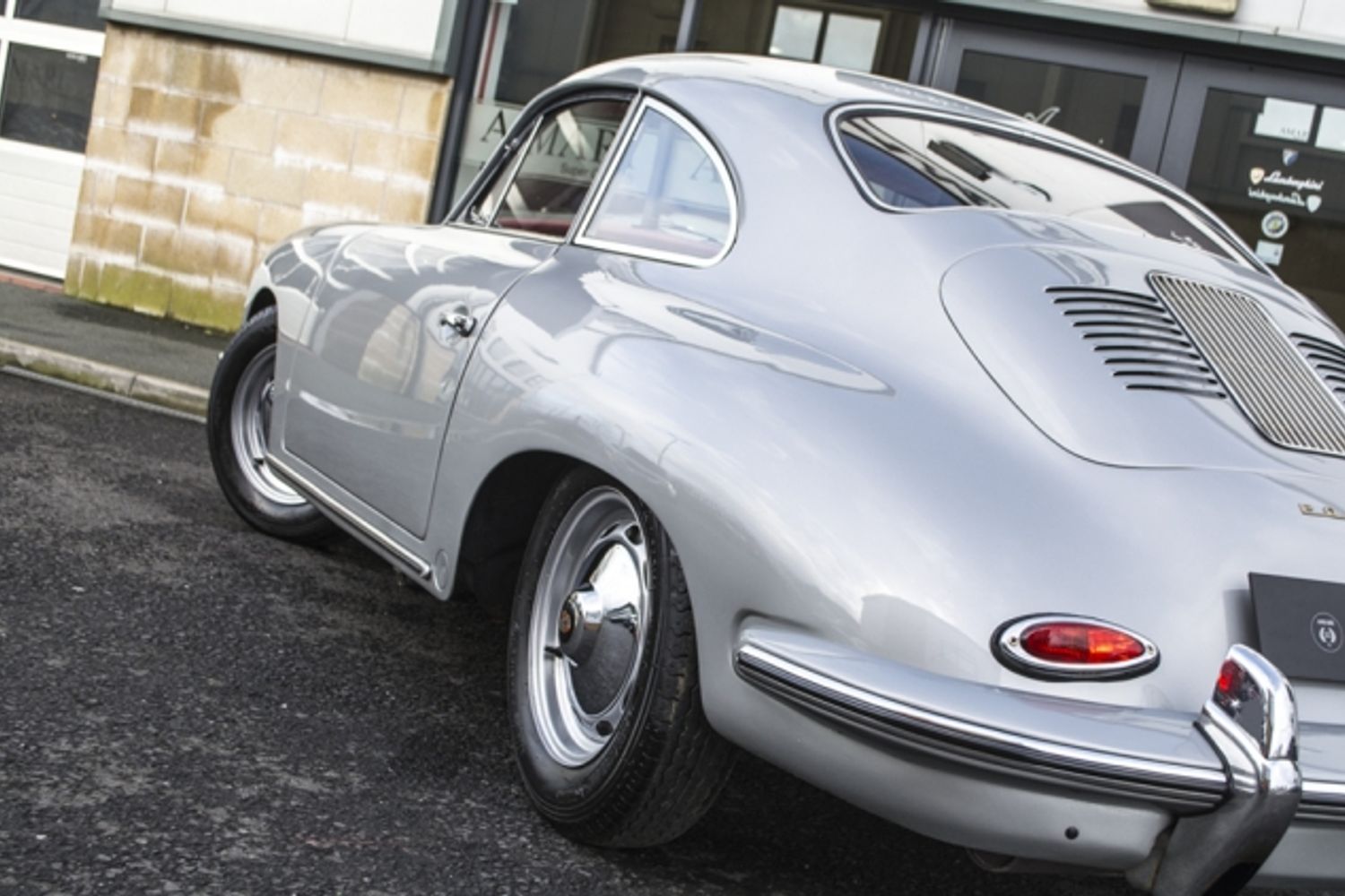 PORSCHE 356 B Series