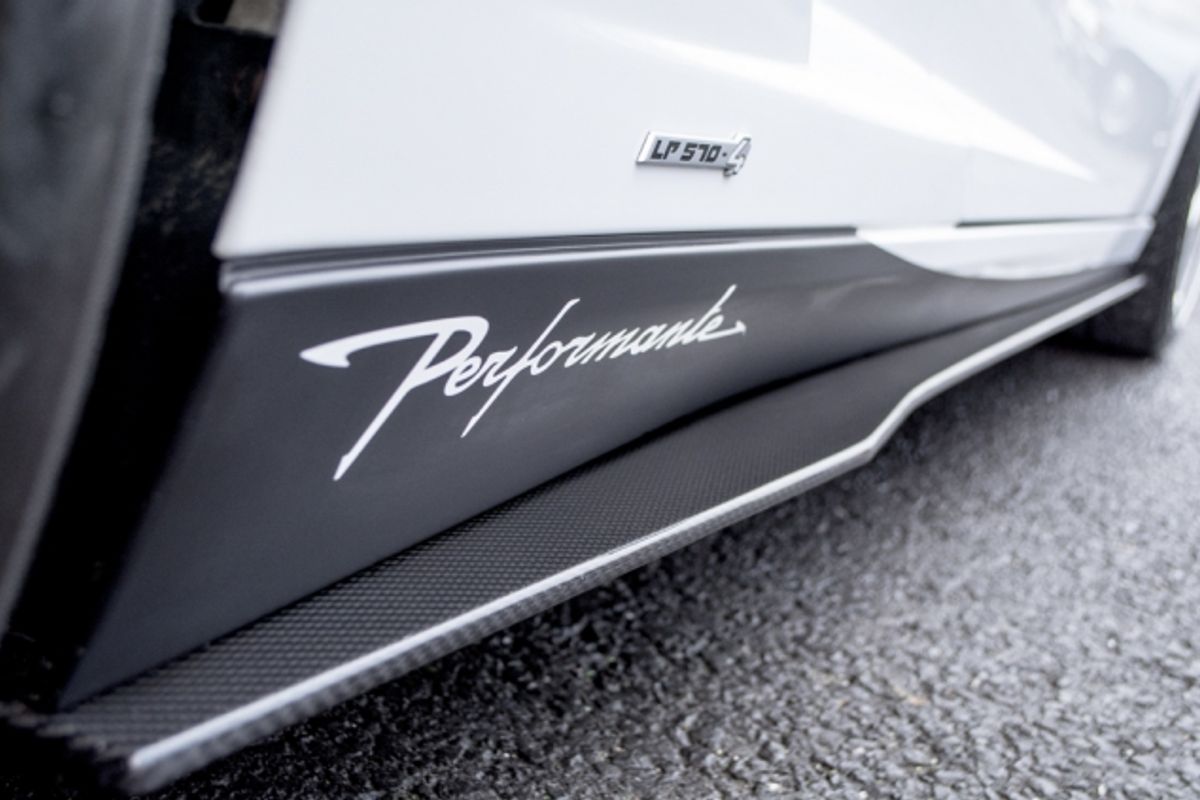 LAMBORGHINI LP570-4 Gallardo Spyder Performante E-Gear