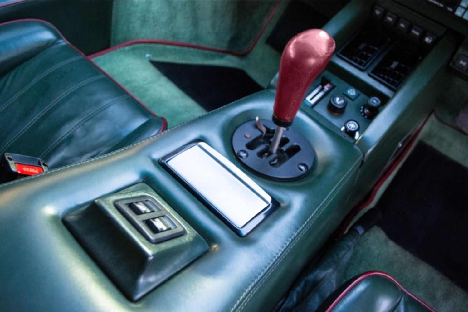 LAMBORGHINI Countach 25th Anniversary