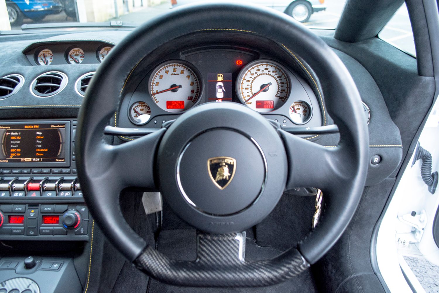 LAMBORGHINI LP570-4 Gallardo Spyder Performante E-Gear