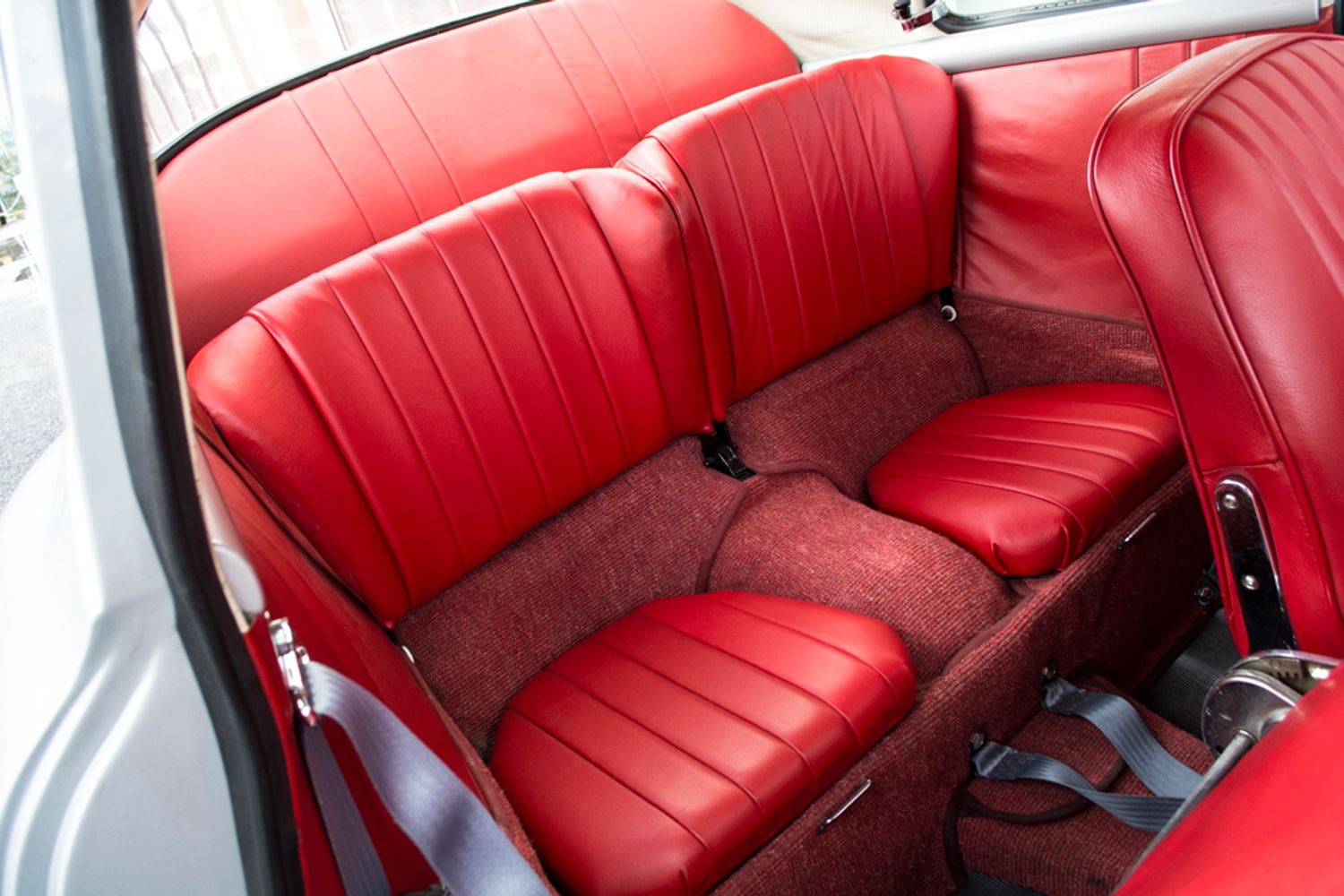 PORSCHE 356 B Series
