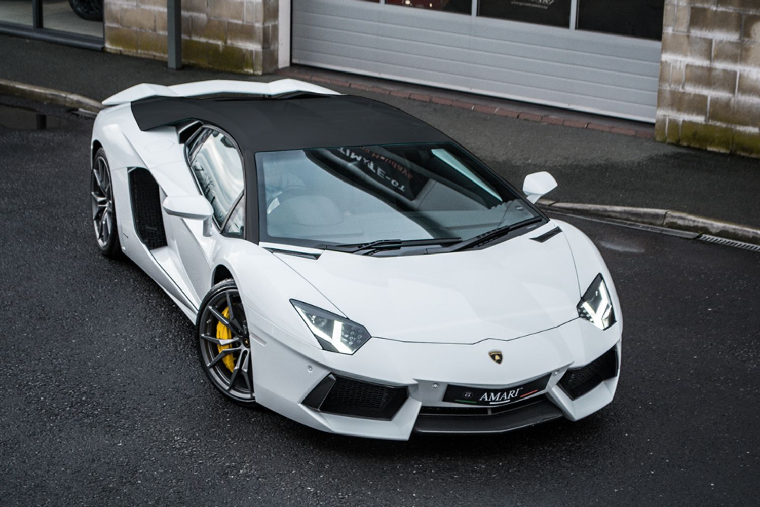 LAMBORGHINI AVENTADOR COUPE LP 700-4 ISR